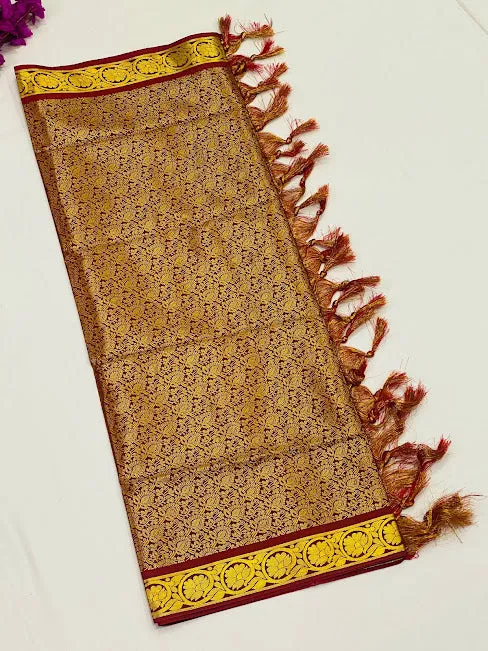 Attractive Maroon Color Silk Shawl (Ponnadai) For Guest