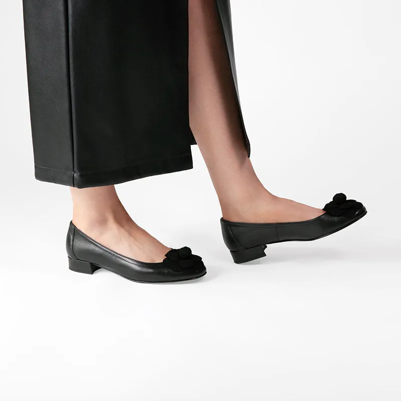 Fabucci Black leather Ballet Flat with Flower