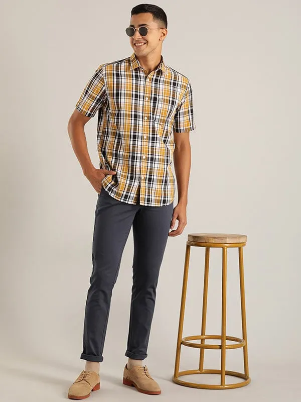 Men Checked Half Sleeve Cotton Shirt