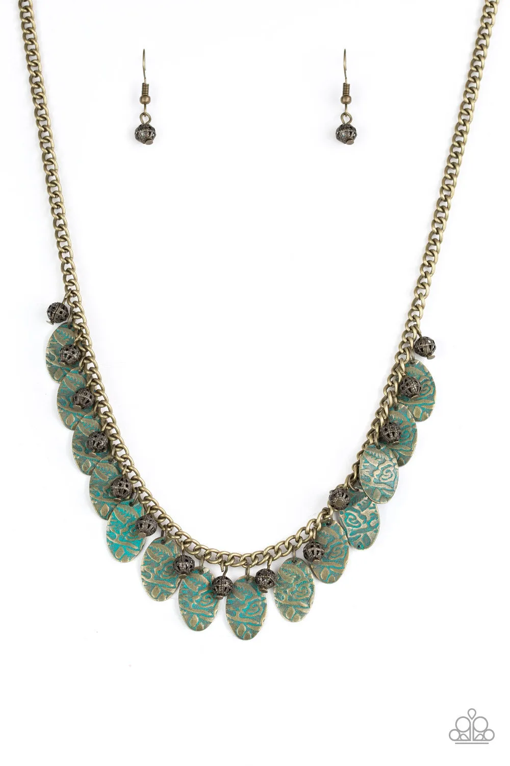 Paparazzi Vintage Gardens Brass Necklace Set