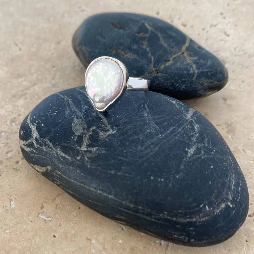 Pearl Baroque Teardrop Gem Ring