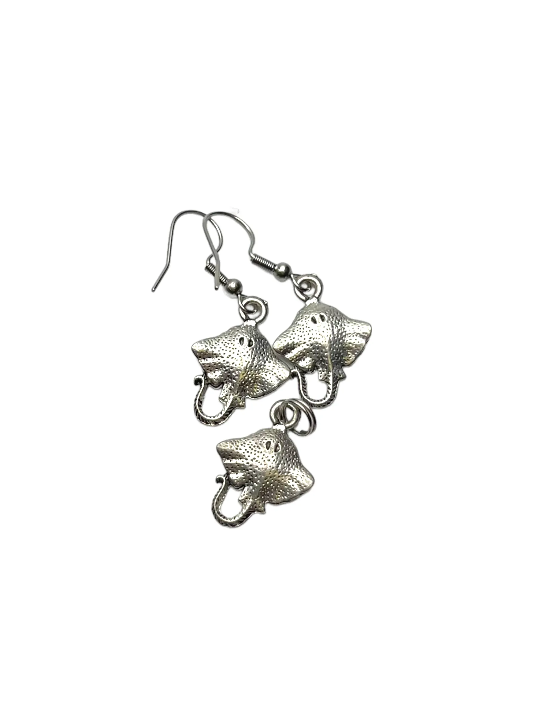 Pewter Stingray Necklace and Earring Set: The Perfect Gift for the Ocean Lover in Your Life