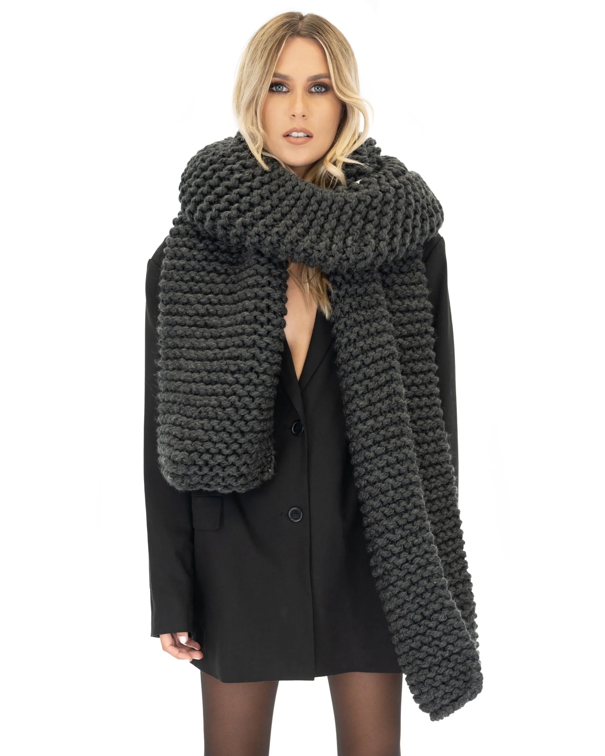 Straight Ribbed Scarf