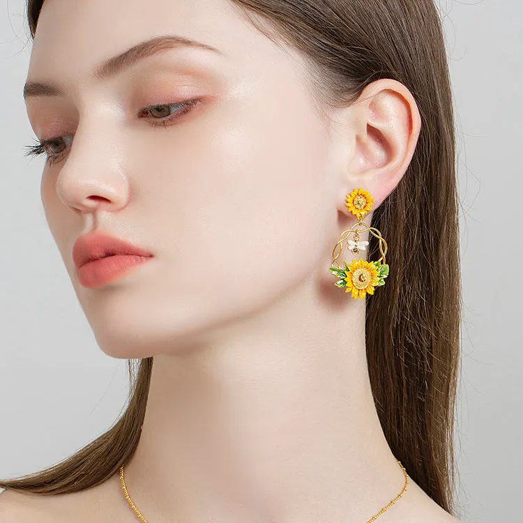 Sunflower & Bee Earrings