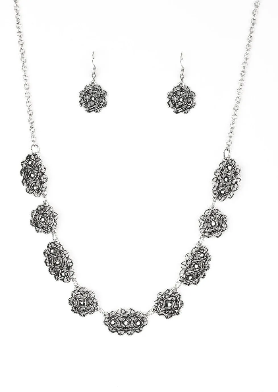 Vintage Vogue Silver Necklace Set